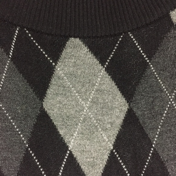 Black and Grey Argyle Scoop Neck Sweater - Picture 5 of 5